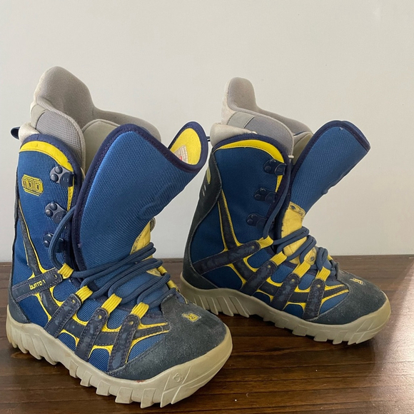 Burton, women 6 or youth 4-4.5, Moto, blue and yellow lace up snowboard boots - Picture 4 of 12